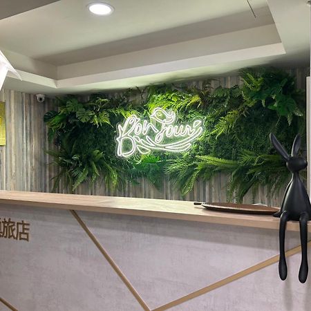 Bonjour Hotel Taichung Buitenkant foto