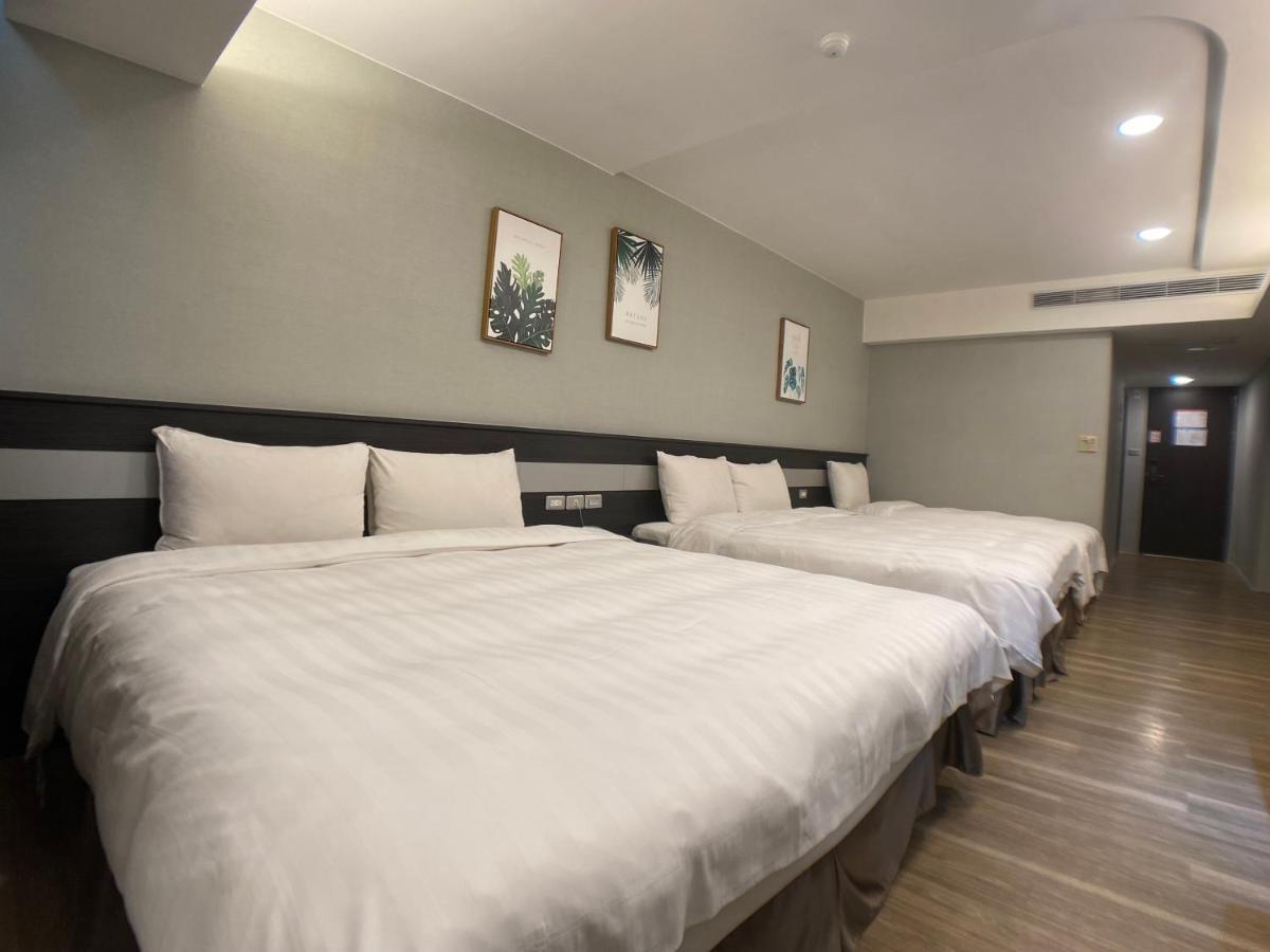 Bonjour Hotel Taichung Buitenkant foto
