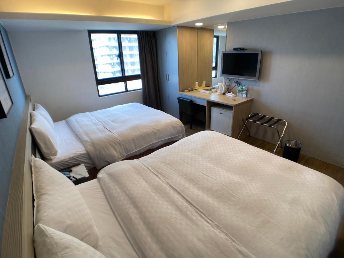 Bonjour Hotel Taichung Buitenkant foto