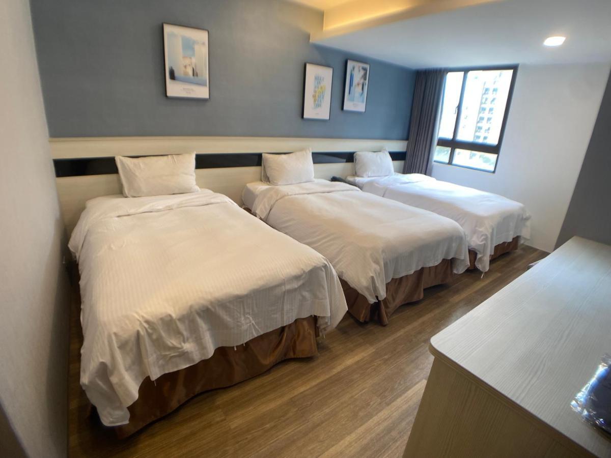 Bonjour Hotel Taichung Buitenkant foto