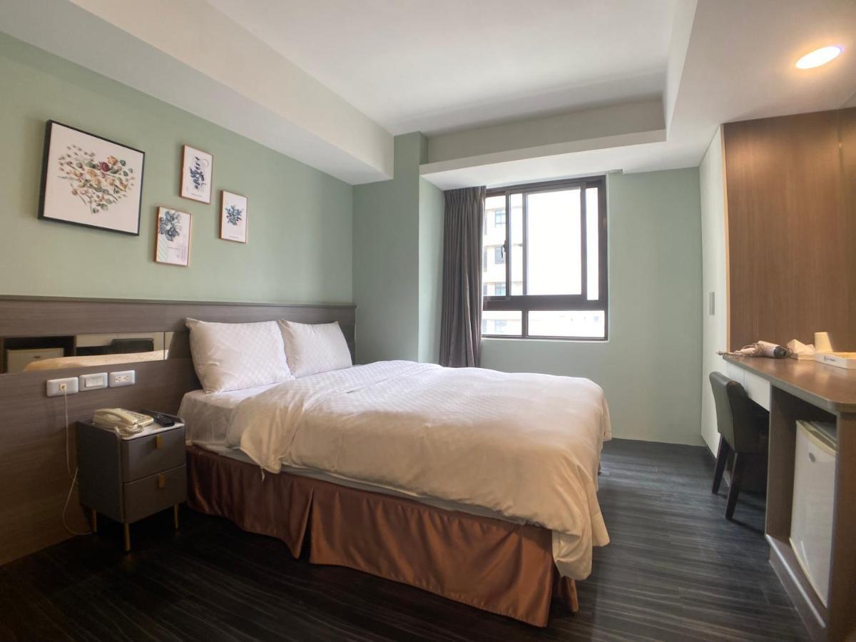 Bonjour Hotel Taichung Buitenkant foto