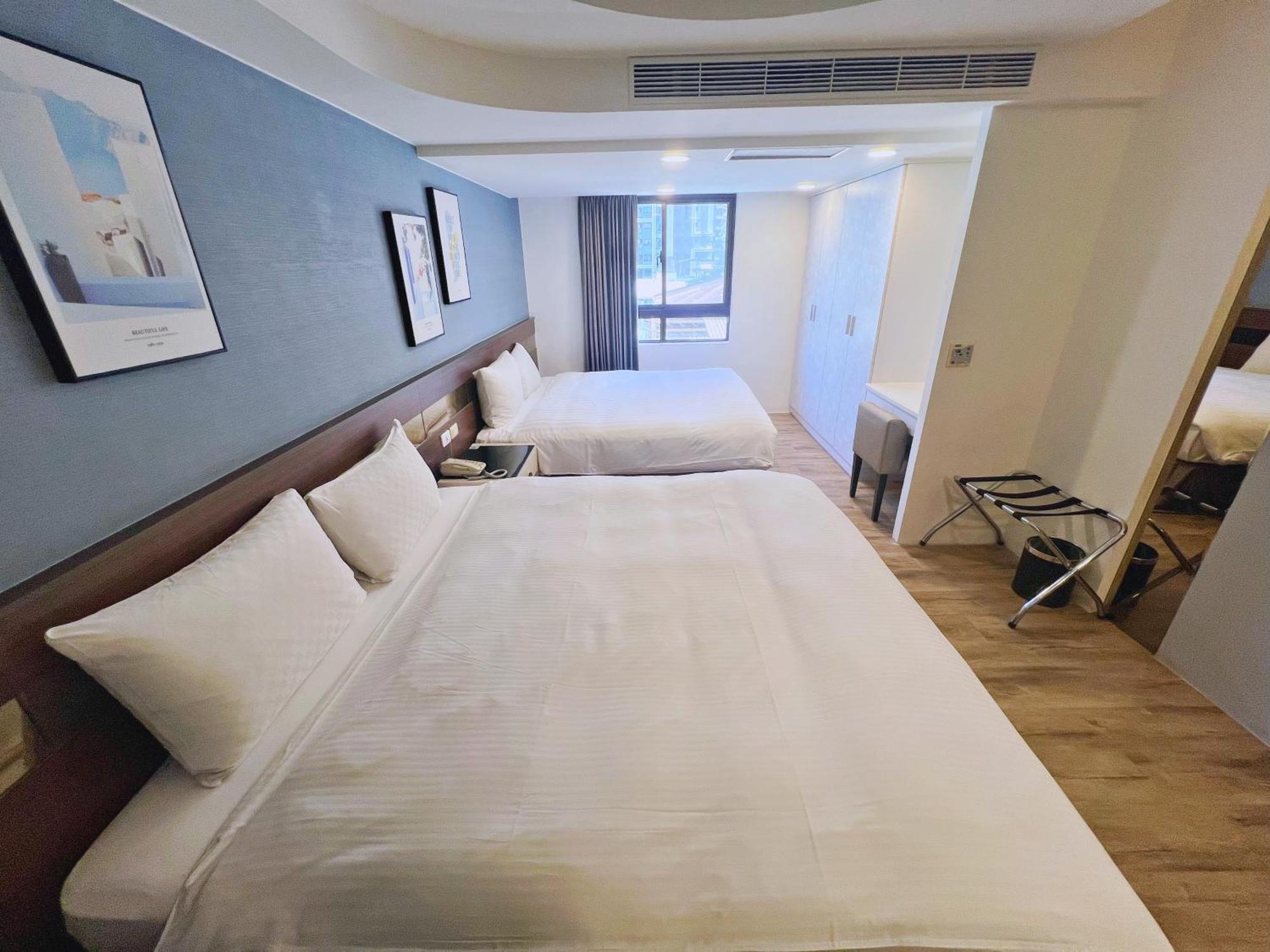 Bonjour Hotel Taichung Buitenkant foto